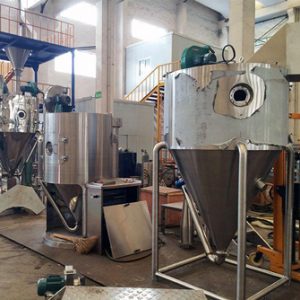 Dry granulator